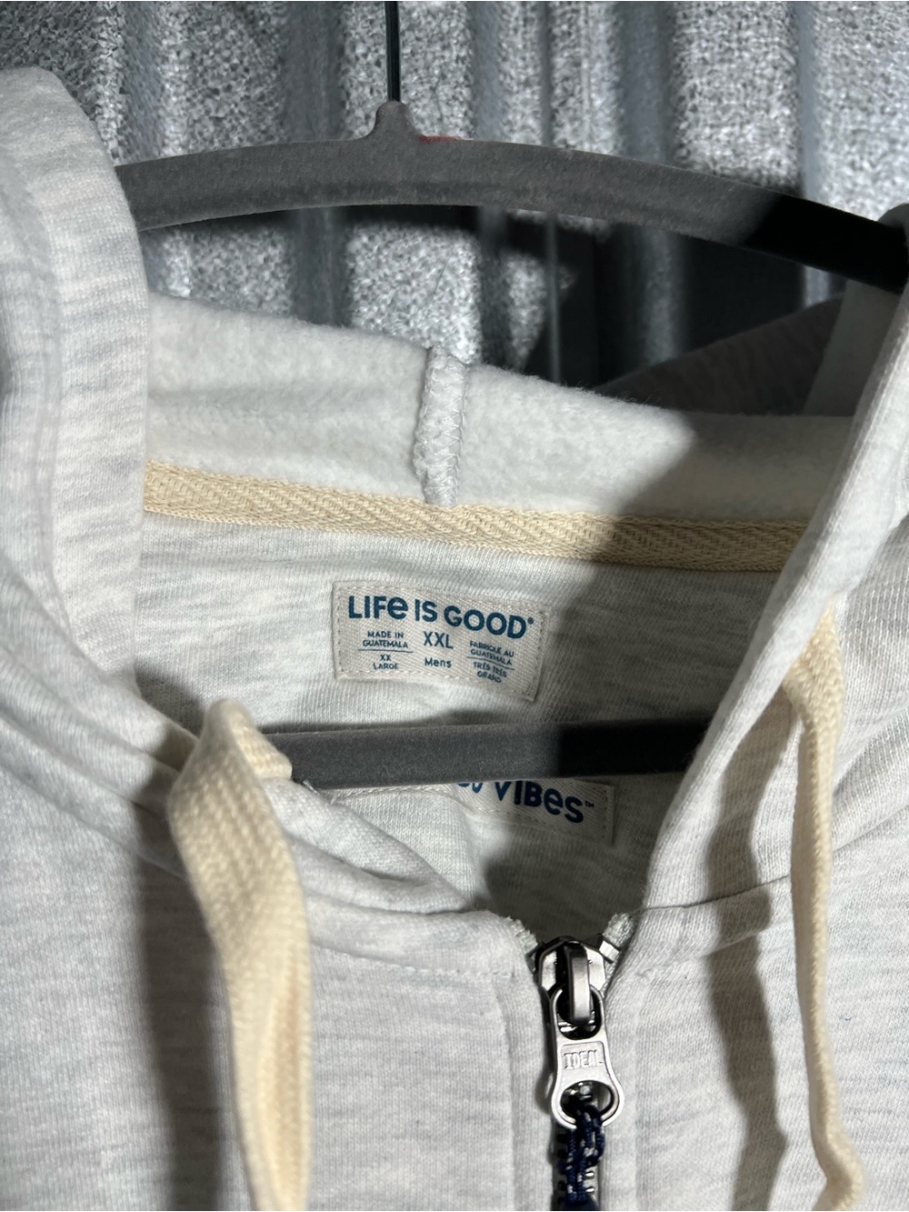 Life Is Good Men's Light Gray Zip-Up Hoodie 2X NWT - Picture 3 of 5